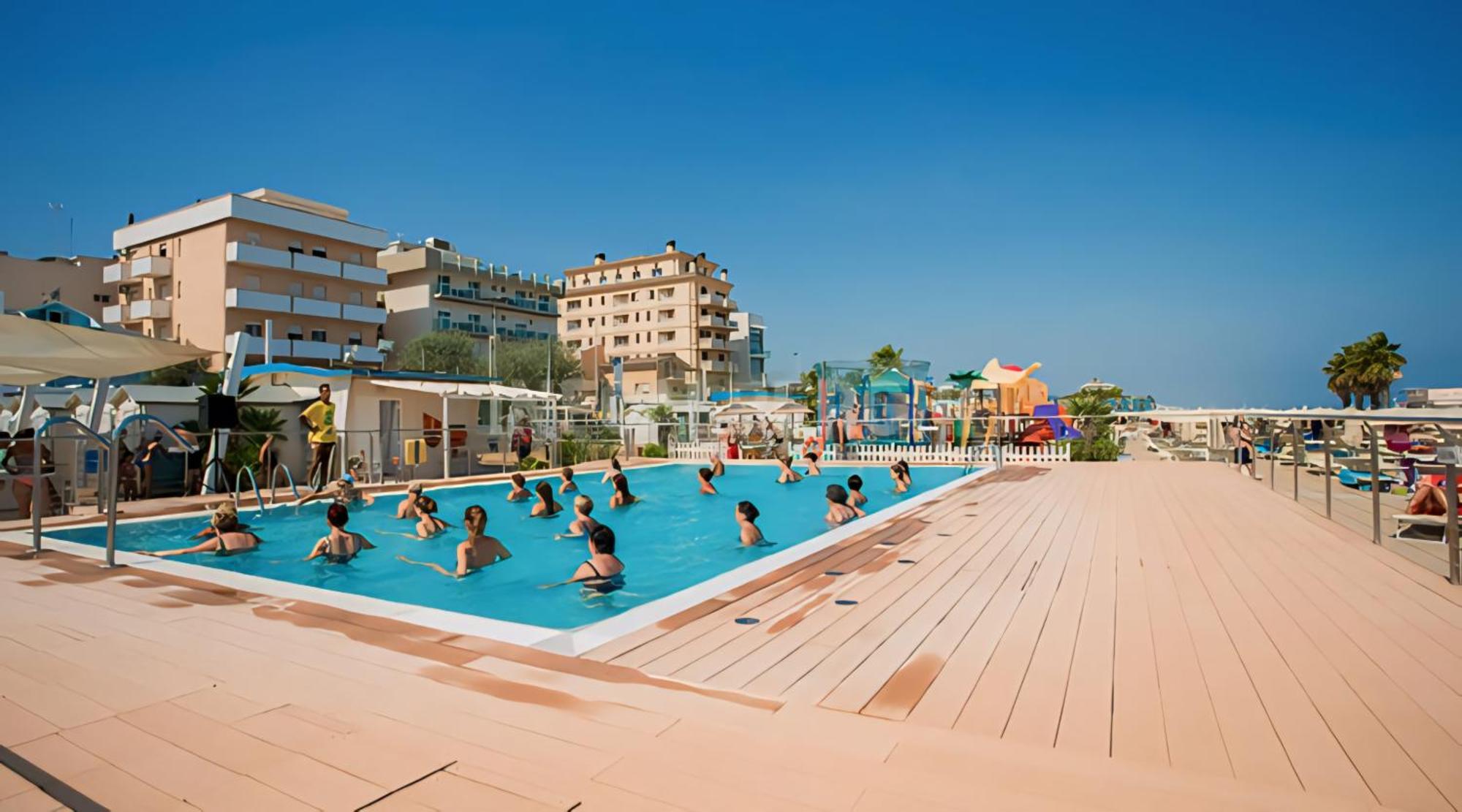 Hotel Baltic Misano Adriatico Exterior foto